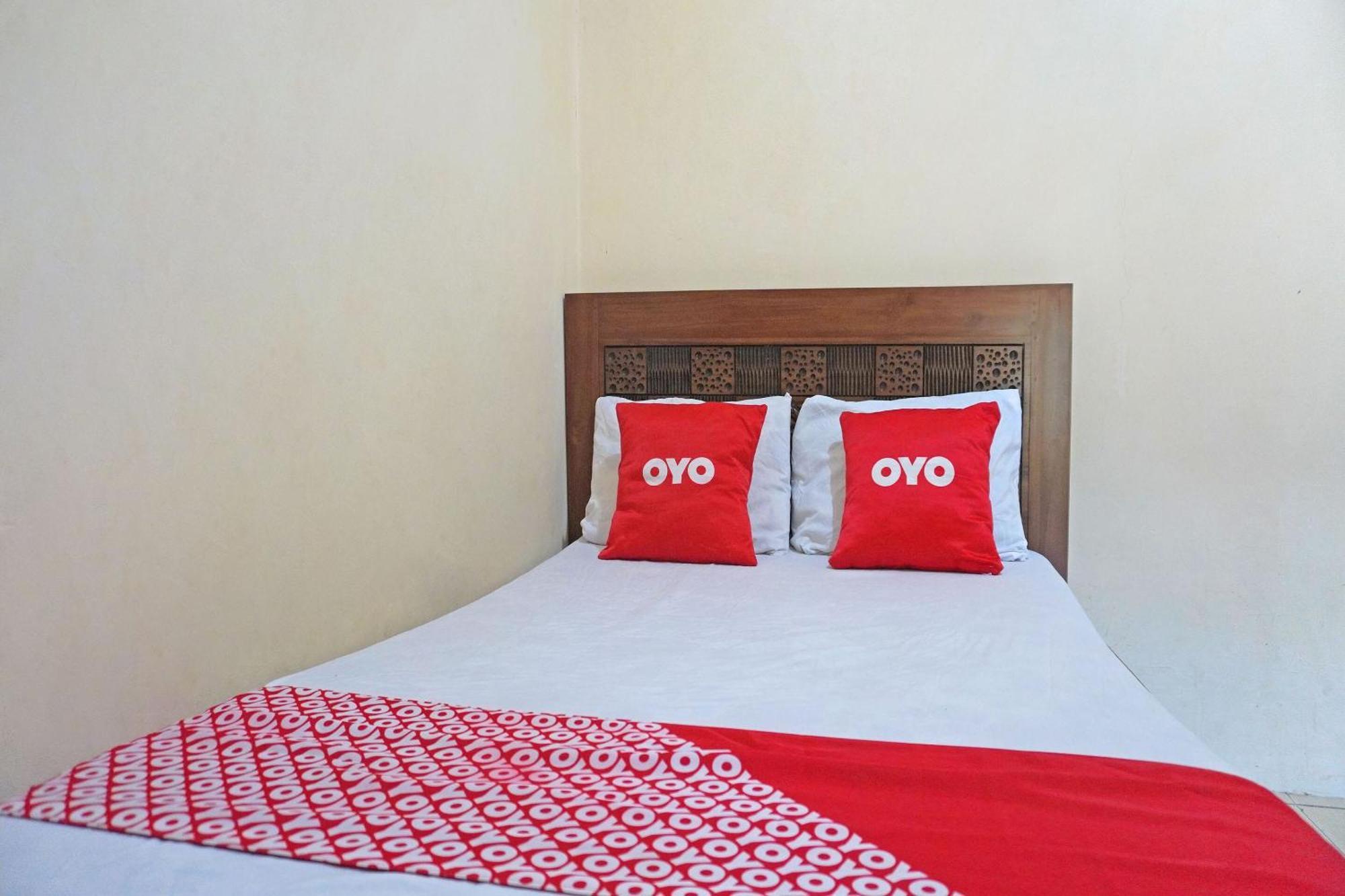 Oyo 91762 Green Home Stay Syariah بورواكارتا المظهر الخارجي الصورة