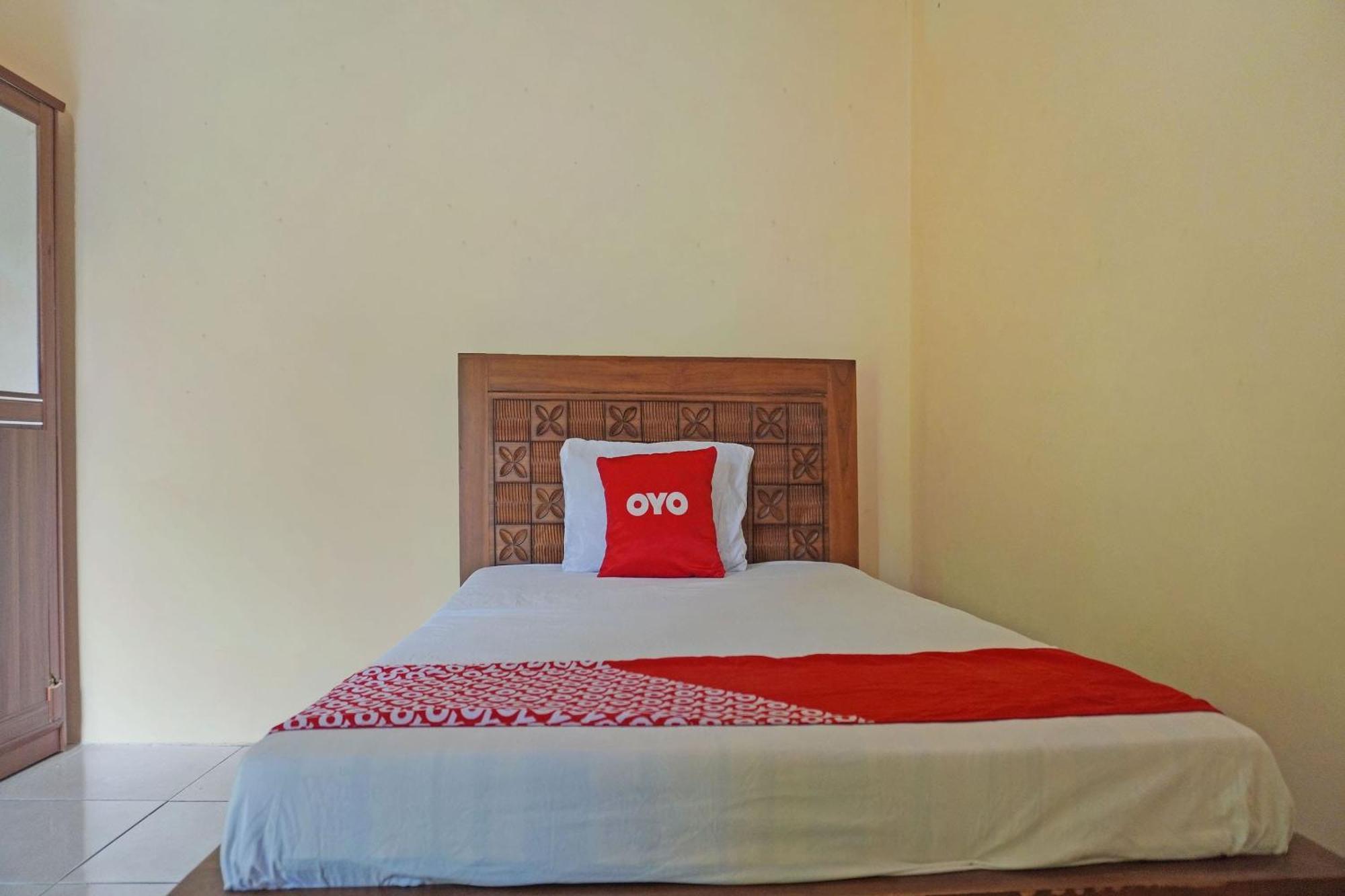 Oyo 91762 Green Home Stay Syariah بورواكارتا المظهر الخارجي الصورة